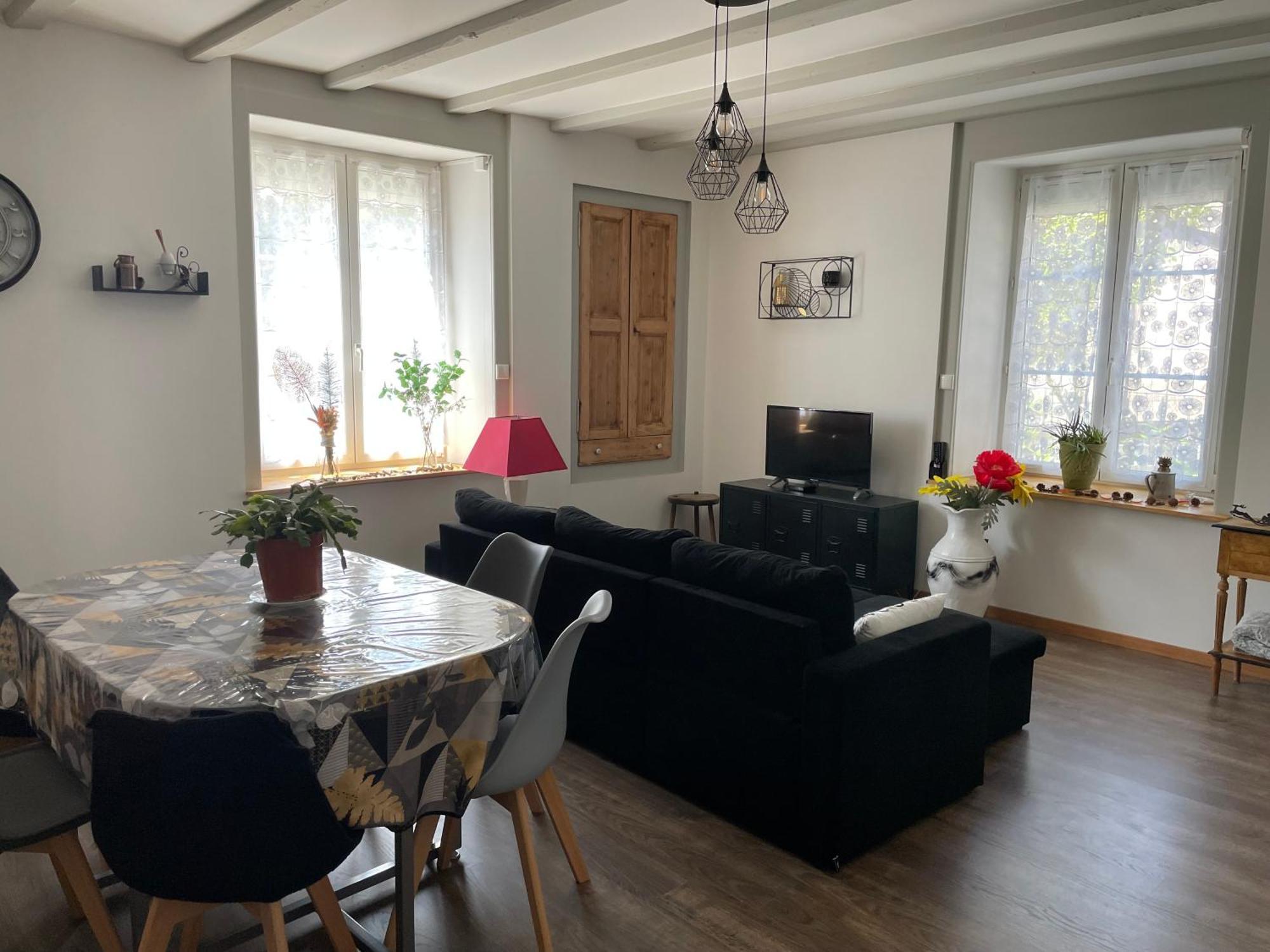 Appartement Ravissant En Bordure Du Doubs Longevelle-sur-Doubs Exterior foto